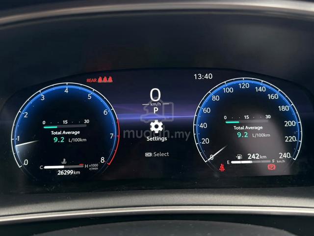 2025 Toyota COROLLA ALTIS 1.8 GR SPORT 26k Mileage - 3