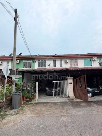 Jln Seluang Tg Puteri Resort 3Bilik 2Bilik Air Full Loan 1