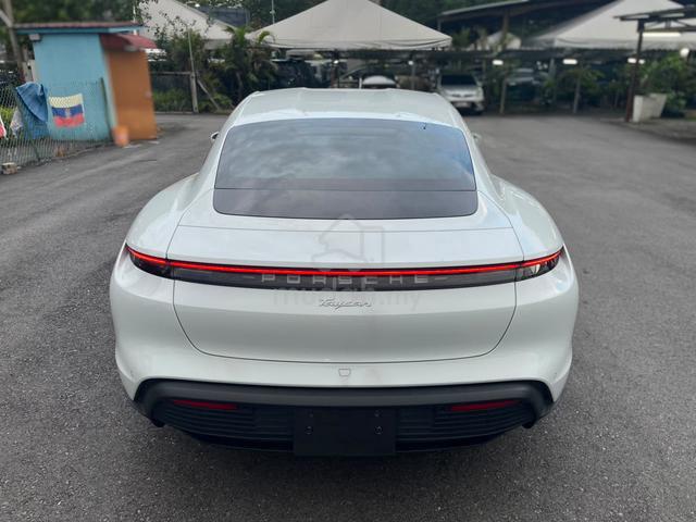2023 Porsche TAYCAN/ 17k km/ BOSE/ S.CHRONO/ UNREG - 3