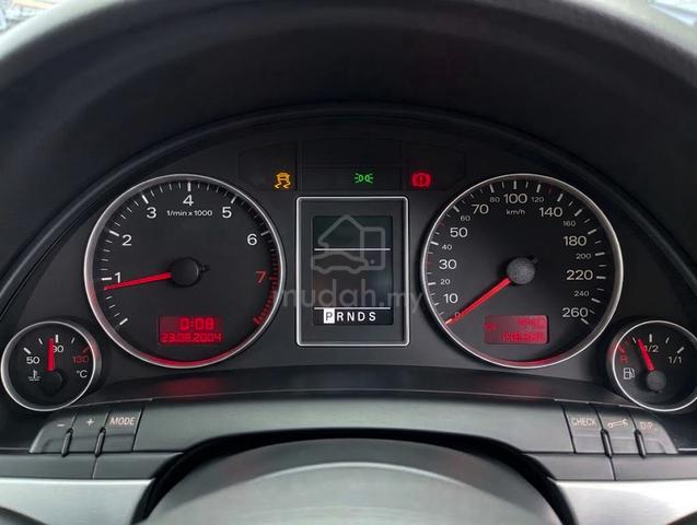 Audi A4 2.0 (A) B7 LEATHER RAYS RIM PERFECT WRRNTY - 5