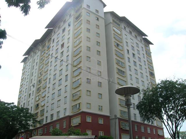 Segar Courts 1