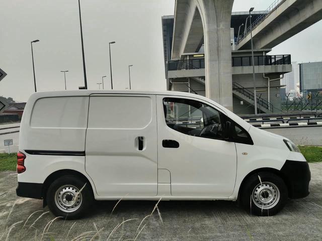 2015 Nissan NV200 1.6 (M) Panel Van - 4