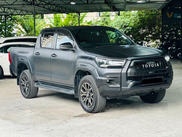 2024 Toyota HILUX 2.8 GR SPORT (A) MIL 19K KM ONLY - 1