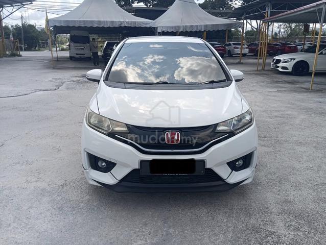 2015 Honda JAZZ 1.5 V (A) (LOAN KEDAI) - 3