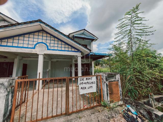 Rumah 2 tingkat KTC Coner For rent 1