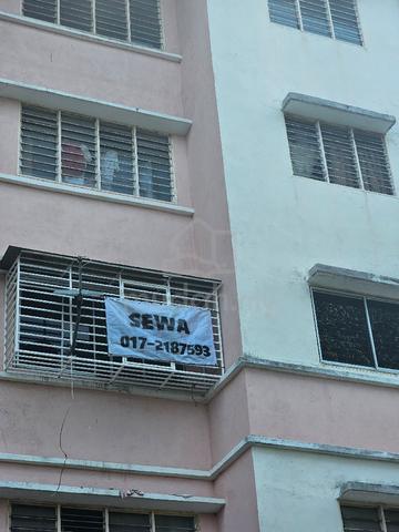 Sri Dahlia Apartment 1