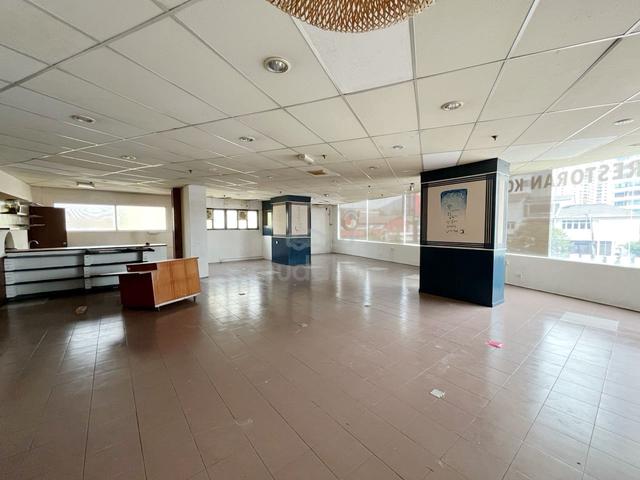 Shop-lot 2,000 sqft Facing Main Road at Gurney Pulau Tikus 1