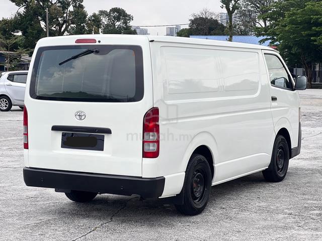 2011 Toyota HIACE 2.5 PANEL VAN FACELIFT (M) OR/CO - 5