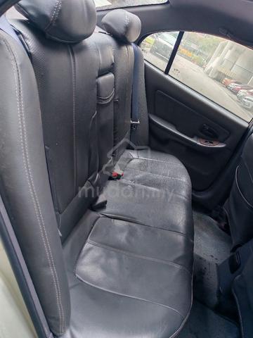 2002 Hyundai ELANTRA 1.8 (A) - 3