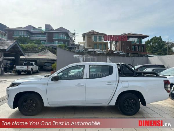 Mitsubishi TRITON 2.5 QUEST (M) TAHUN DIBUAT 2020 - 3