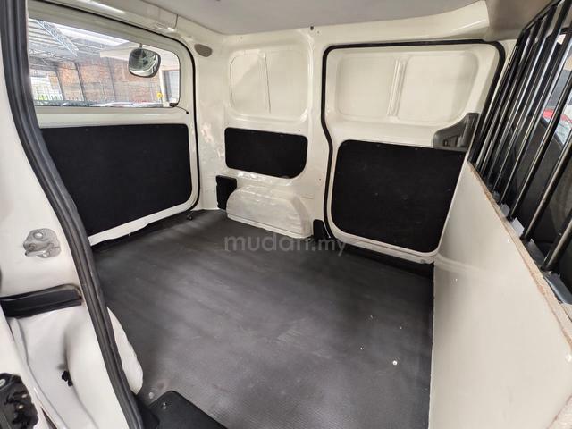 2016 NISSAN NV200 1.6 (M) PANEL VAN tip top condi - 5