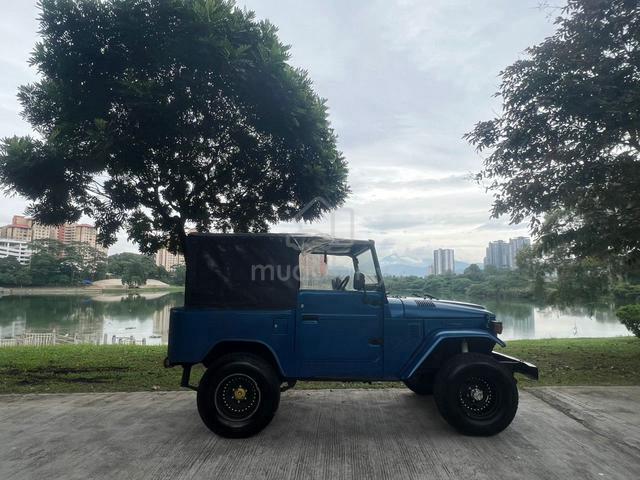 1984 Toyota LAND CRUISER BJ 40 CLASSIC - 5