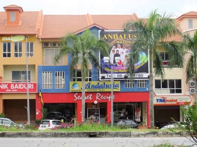 2-Storey End Lot Commercial Shop @ Pusat Bandar Senawang 1