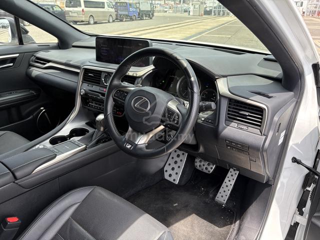 (Unreg) Ready Stock 2022 Lexus Rx300 F Sport - 4