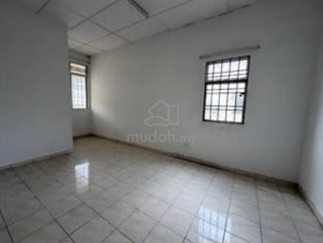 2 storey END LOT Bandar Mahkota Cheras Freehold Sungai Long 1