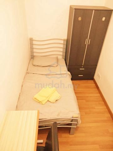Near LRT & MRT at Amaya Maluri @ Female Single Room 1