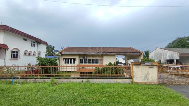 FOR SALE: Classic Bungalow in Kajang’s Hidden Gem! 1