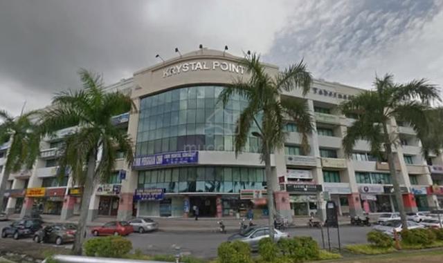 Krystal Point Shoplot **GROUND FLOOR**Near Queensbay 750sqft Renovated 1