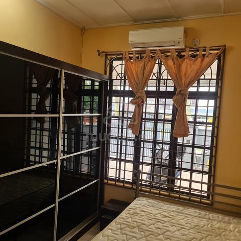 Taman Molek, Jalan Molek 3/xx*RARE UNIT*NEGO UNTIL LET GO* 1