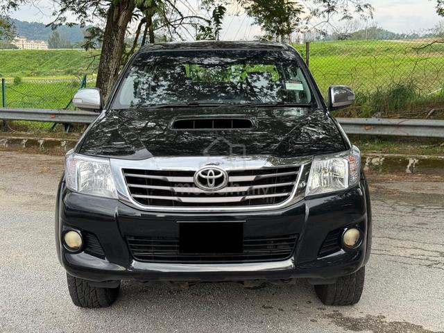 Toyota HILUX 2.5 G VNT FACELIFT (A) 4X4 [WARRANTY] - 3