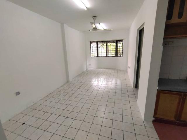 Apartment Permai (Damansara Damai) 1