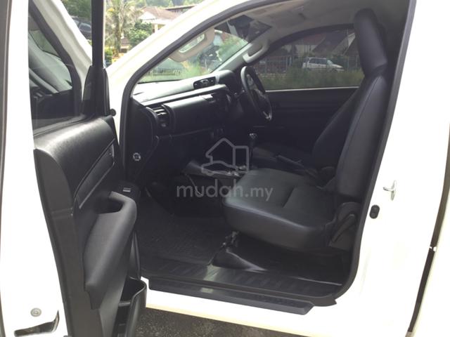 2022 Toyota HILUX 2.4 SINGLE CAB 4X4 (M) - 5