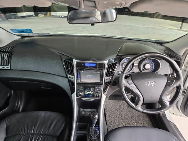 2011 HYUNDAI SONATA 2.4 GLS SUNROOF 120000KM Only - 5
