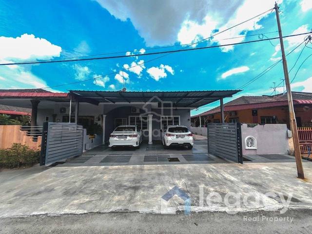 Semi-D Taman Samudera, Manjung (Partially Furnished!) 1