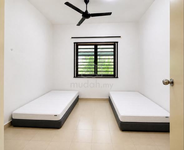 room rental student Teres 2 room master room durian tunggal melaka 1