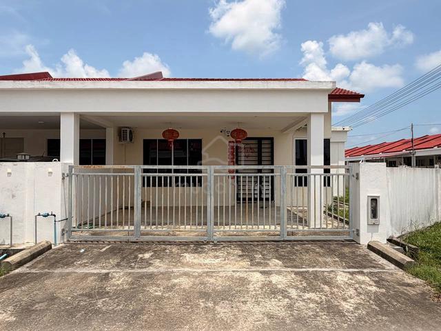 Single Storey Terrace Corner House for Rent at Taman Wang Miri 1