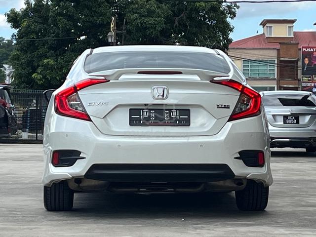 2016 Honda CIVIC 1.5 TC-PREMIUM (A) - 4