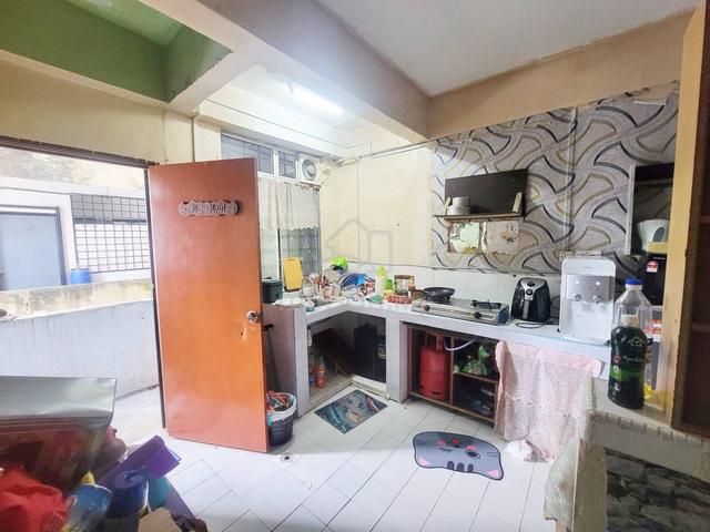 Flat Taman Bukit Segar 1