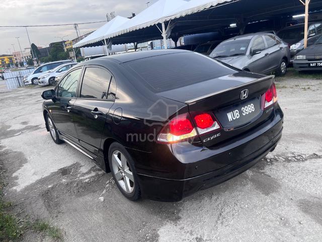 2010 Honda CIVIC 1.8 I-VTEC (A) - 4