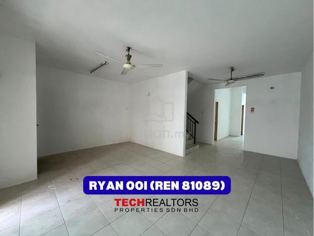 Double Storey Terrace, Gated & Guarded, Taman Selayang, Mergong 1