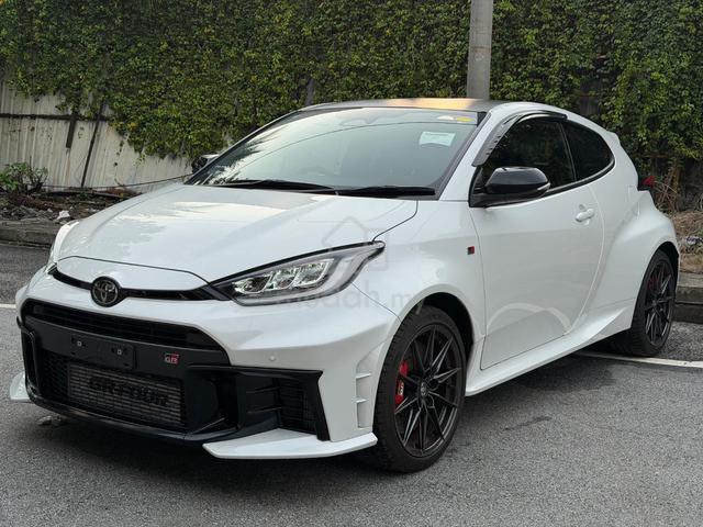 5A 2024 Toyota GR YARIS 1.6 RZ HIGH PERFORMANCE - 4