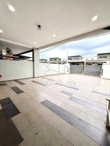 Renovated Landed House with furniture For Rent 1
