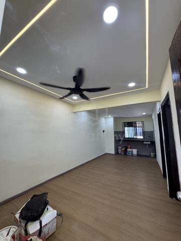 Flat Taman Ungku Tun Aminah 1