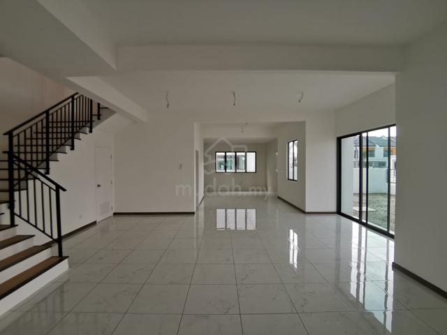 【Journey to the west 】Double Storey Corner House- Senni Bukit Banyan 1