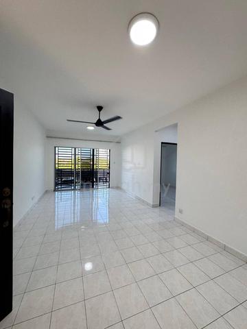 Selesa Puteri Condominium 1
