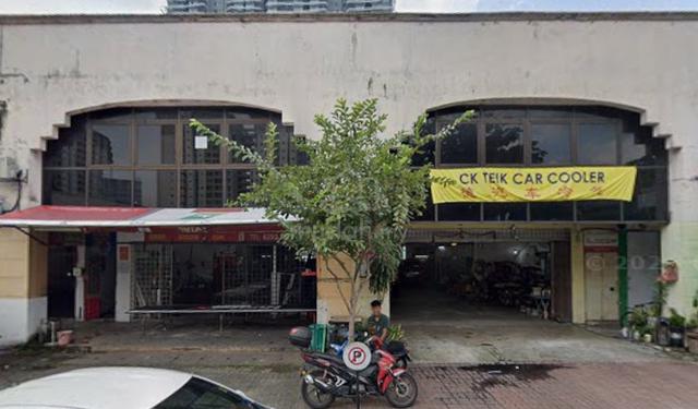 Strategic Location Kepong MWE Commercial Park Kepong 1.5 Sty Factory 1