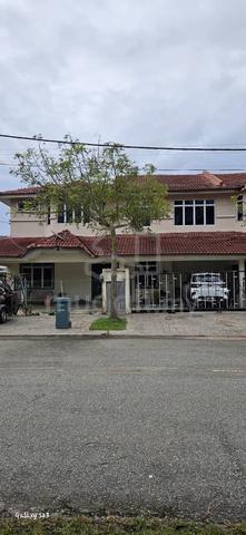 2-Storey Corner Lot House for Sale – Karak 1