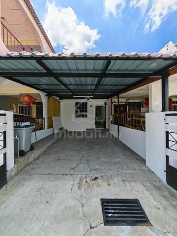 Fully Renovated and Fully Extended 2 Storey For Sale @Seremban N.S 1