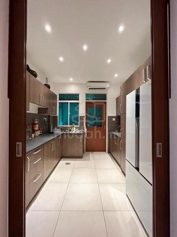 Bayshore Condominium 1