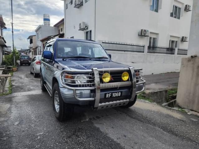 2003 Mitsubishi PAJERO 2.4 (M) - 1