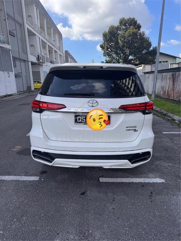 2017 Toyota FORTUNER 2.4 VRZ (A) Diesel - 4