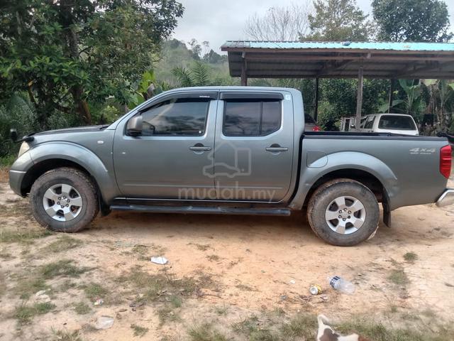 2010 Nissan NAVARA 2.5 SE (M) - 1