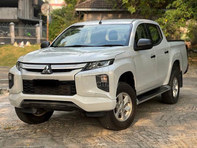 2019 Mitsubishi TRITON 2.4 VGT TIPTOP CONDITION - 1