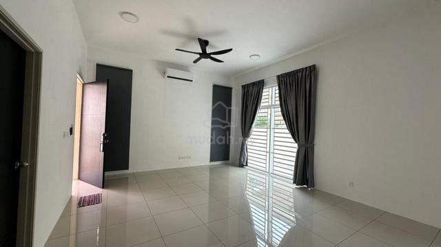 Best Deal! Low Price Let Go, Hijauan Hills, Semi D, Good Condition 1