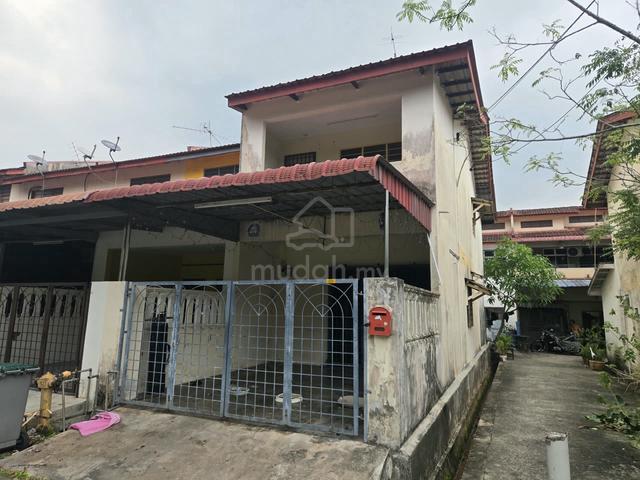 Double Storey Low Cost House For Rent 1