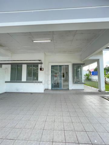 Single Storey For Rent Corner Jalan Rambai Taman Kota Masai Guarded 1